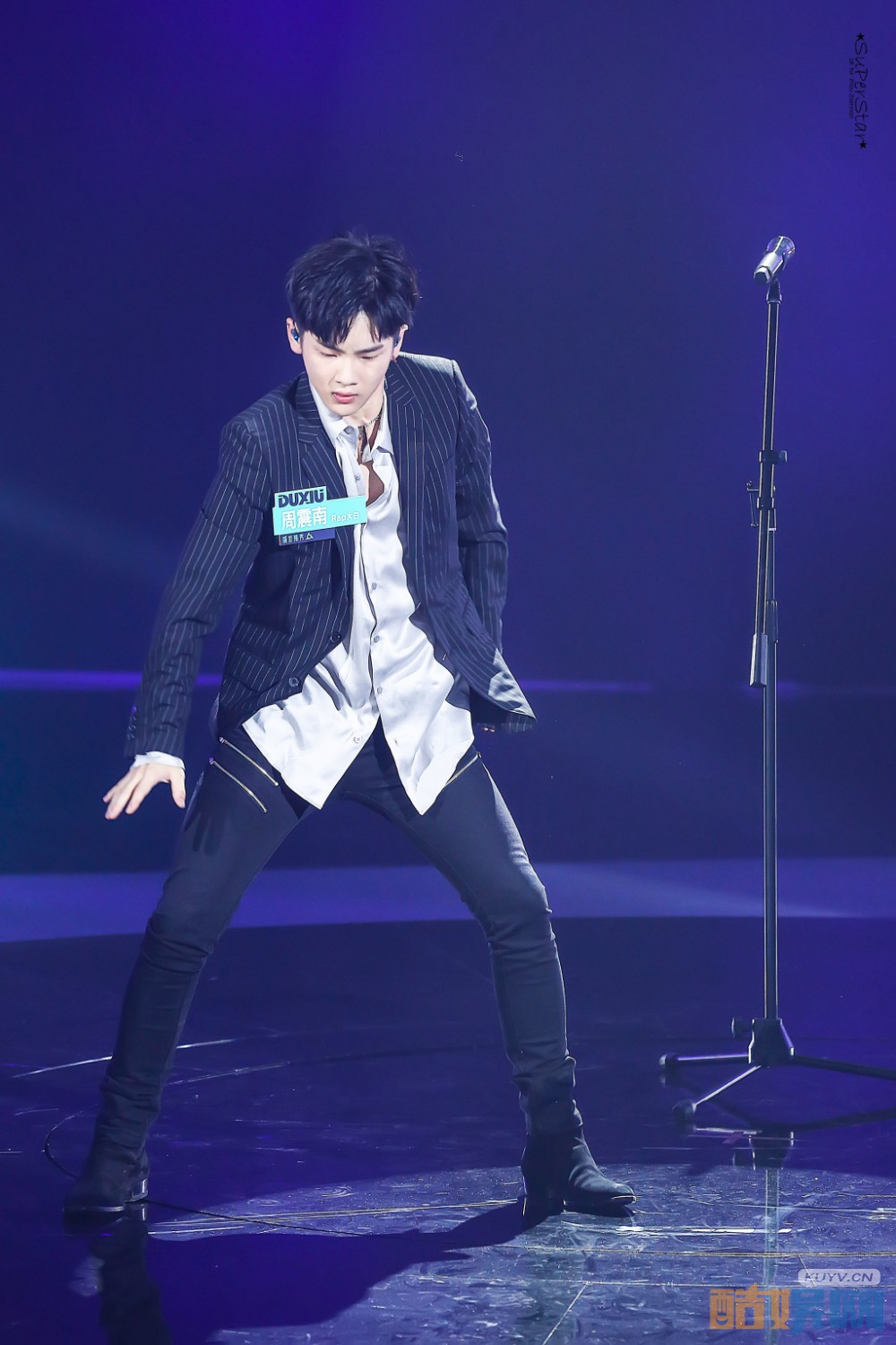 周震南演唱会写真