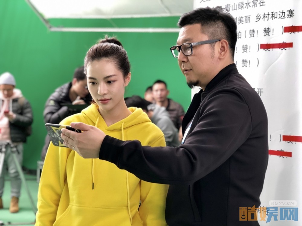 好久不见中叶聪是谁扮演的？叶聪扮演着钟楚曦个人资料、写真生活照