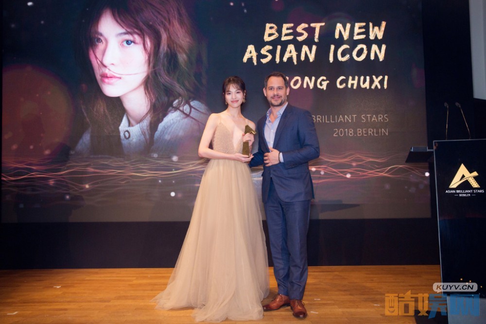 好久不见中叶聪是谁扮演的？叶聪扮演着钟楚曦个人资料、写真生活照