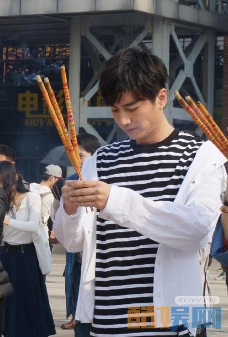 一场遇见爱情的旅行片场照
