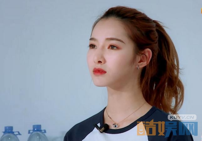 张婕婕个人资料简介 张婕婕《星星美人鱼》节目照