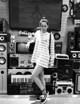 段奥娟艺术写真