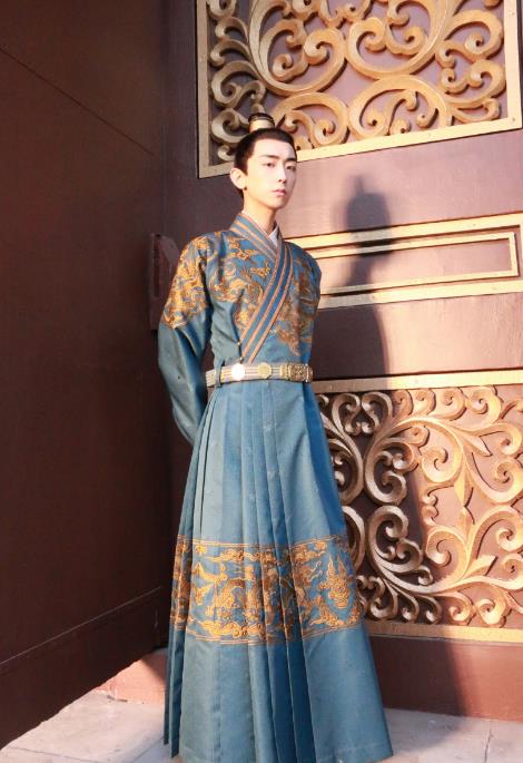 山河月明片场照