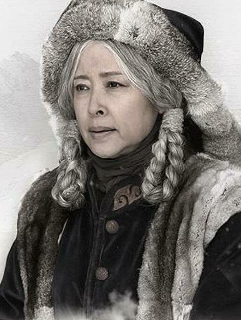 天坑鹰猎角色介绍