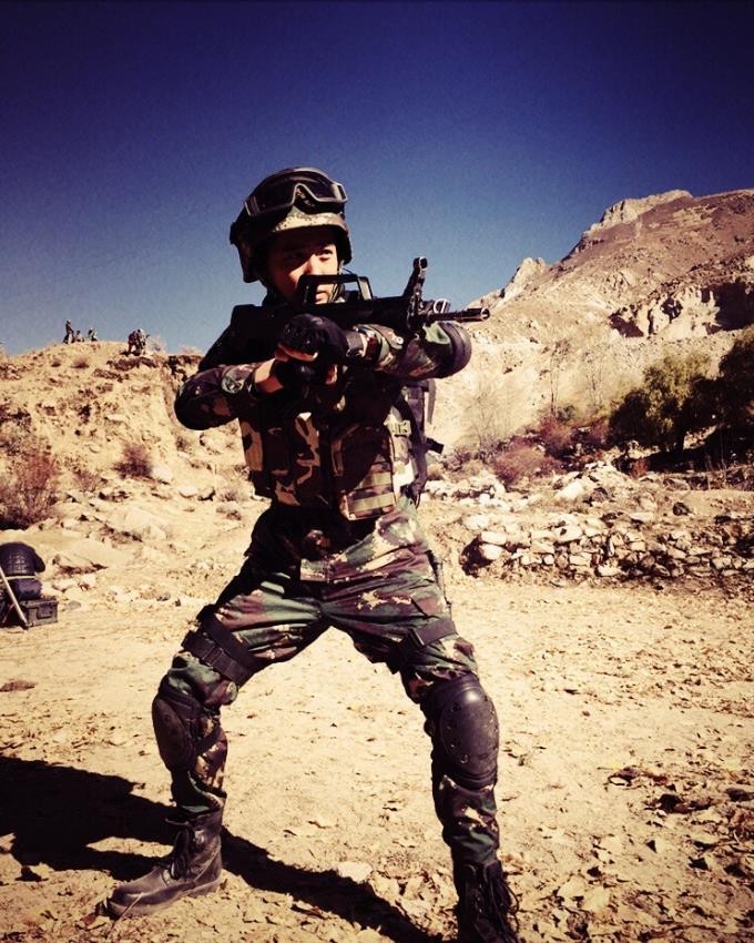 突击再突击剧照