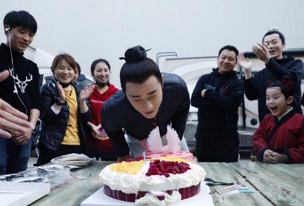 鹤唳华亭片场照