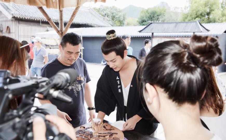 鹤唳华亭片场照