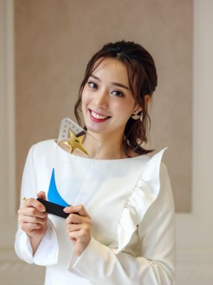 郝文婷
