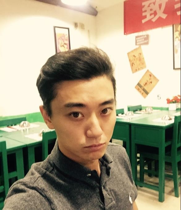 老中医高小朴是谁扮演的？老中医高小朴扮演者陈月末个人资料、写真生活照