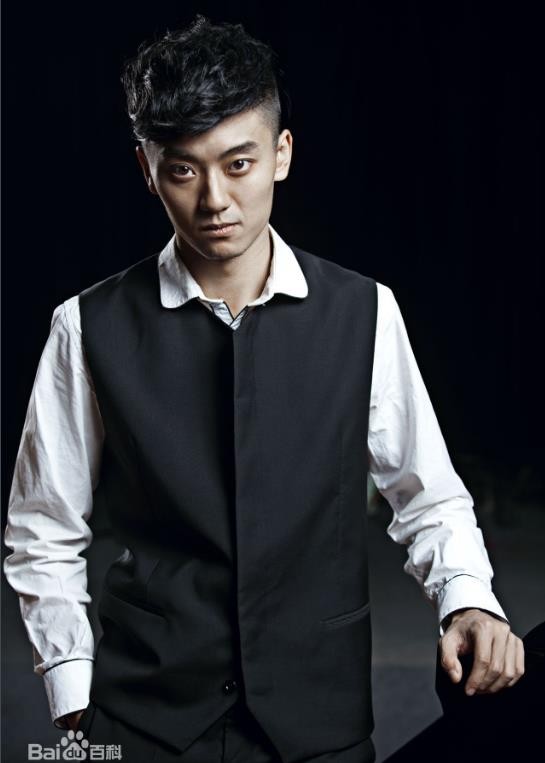 老中医高小朴是谁扮演的？老中医高小朴扮演者陈月末个人资料、写真生活照