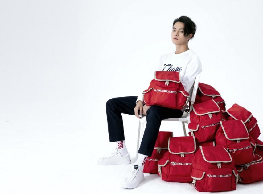 招摇历尘澜是谁饰演的？历尘澜扮演者许凯个人资料、写真及生活照欣赏