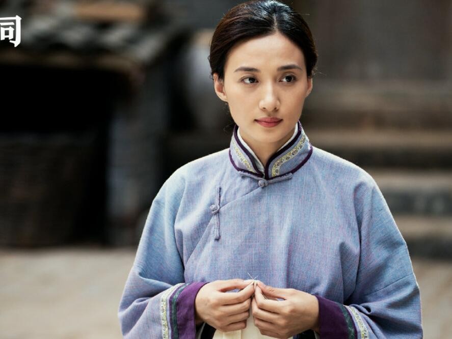 芝麻胡同宝凤是谁扮演的？芝麻胡同宝凤扮演者冯文娟个人资料、写真生活照