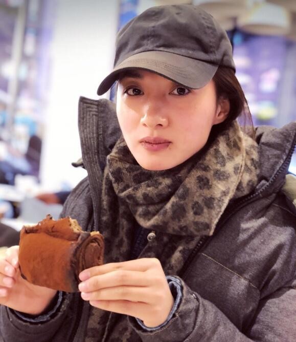 芝麻胡同宝凤是谁扮演的？芝麻胡同宝凤扮演者冯文娟个人资料、写真生活照