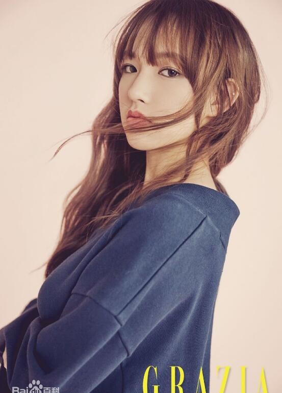 程潇甜美可爱照