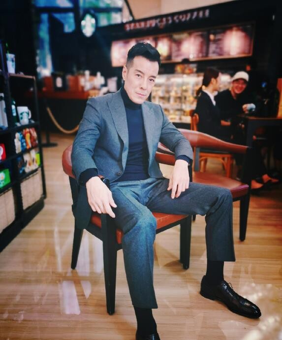 芝麻胡同吴友仁是谁扮演的？芝麻胡同吴友仁扮演者海一天个人资料、写真生活照