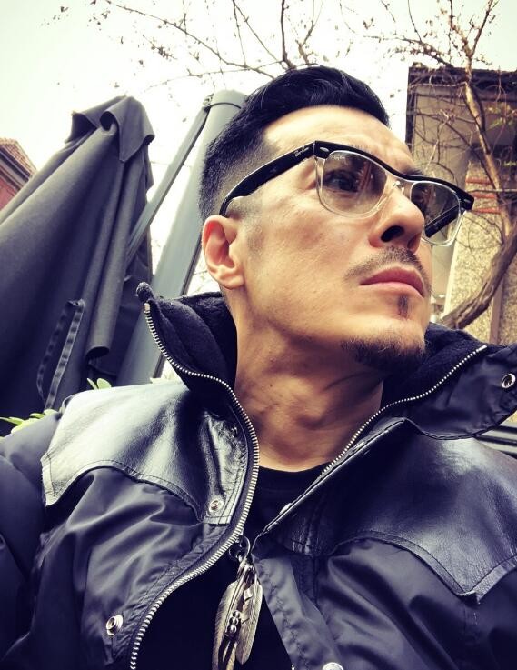 芝麻胡同吴友仁是谁扮演的？芝麻胡同吴友仁扮演者海一天个人资料、写真生活照