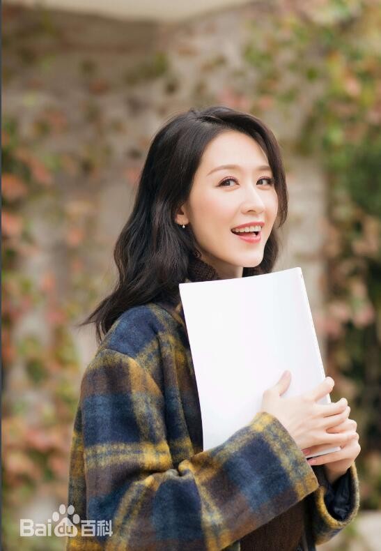 张雯文艺范儿写真