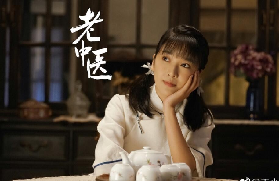老中医翁晓嵘是谁扮演的？老中医翁晓嵘扮演者王小橙个人资料、写真生活照