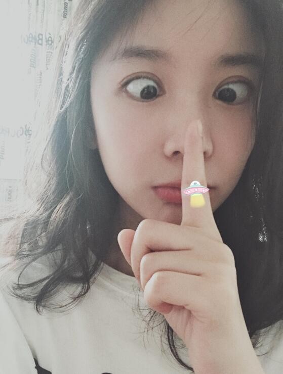 老中医翁晓嵘是谁扮演的？老中医翁晓嵘扮演者王小橙个人资料、写真生活照