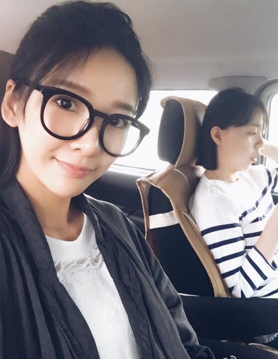 老中医翁晓嵘是谁扮演的？老中医翁晓嵘扮演者王小橙个人资料、写真生活照