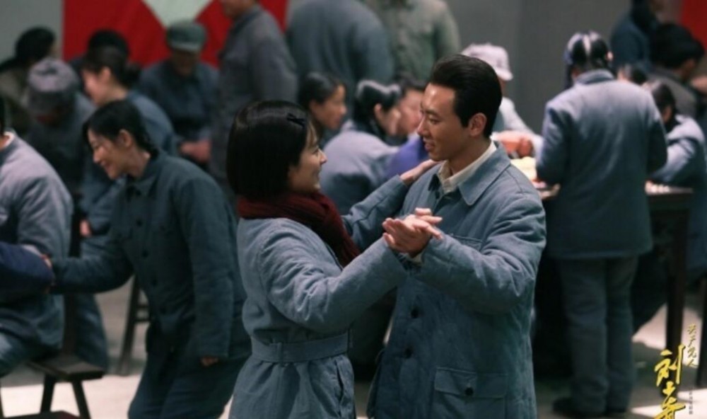 共产党人刘少奇剧情介绍