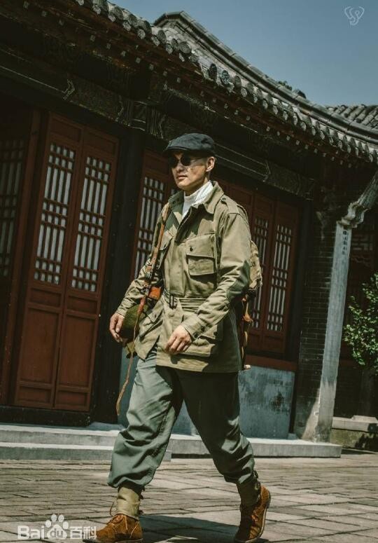 周一围街拍写真