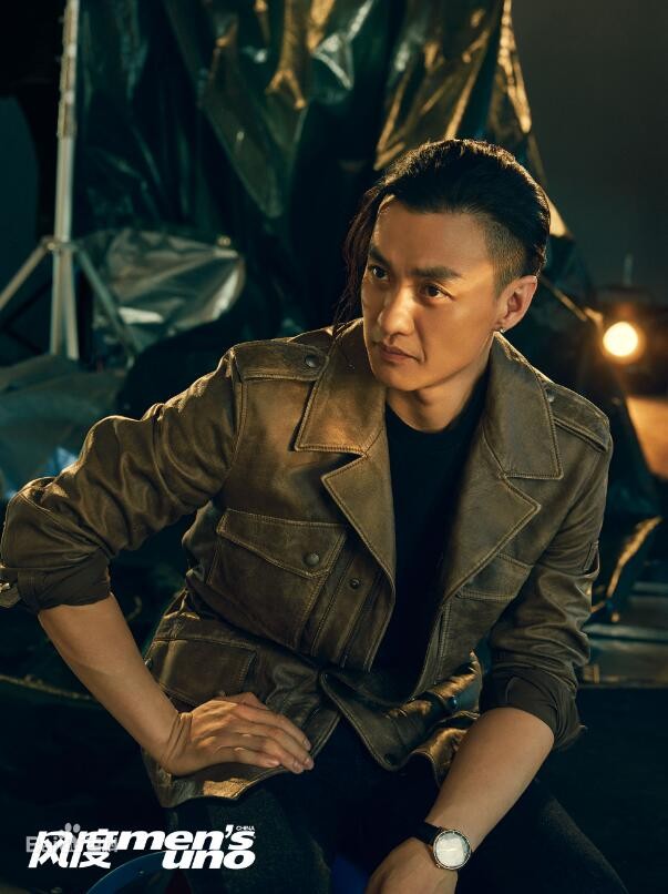 周一围杂志大片