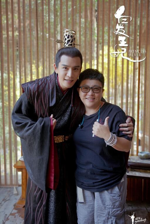 白发王妃片场照