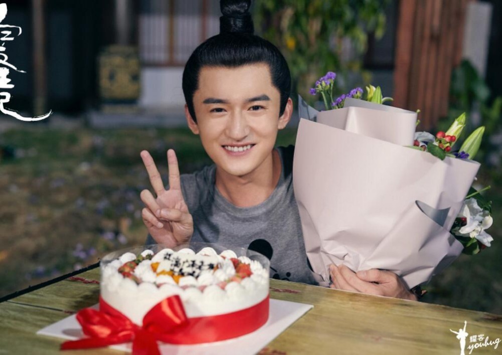 白发王妃片场照