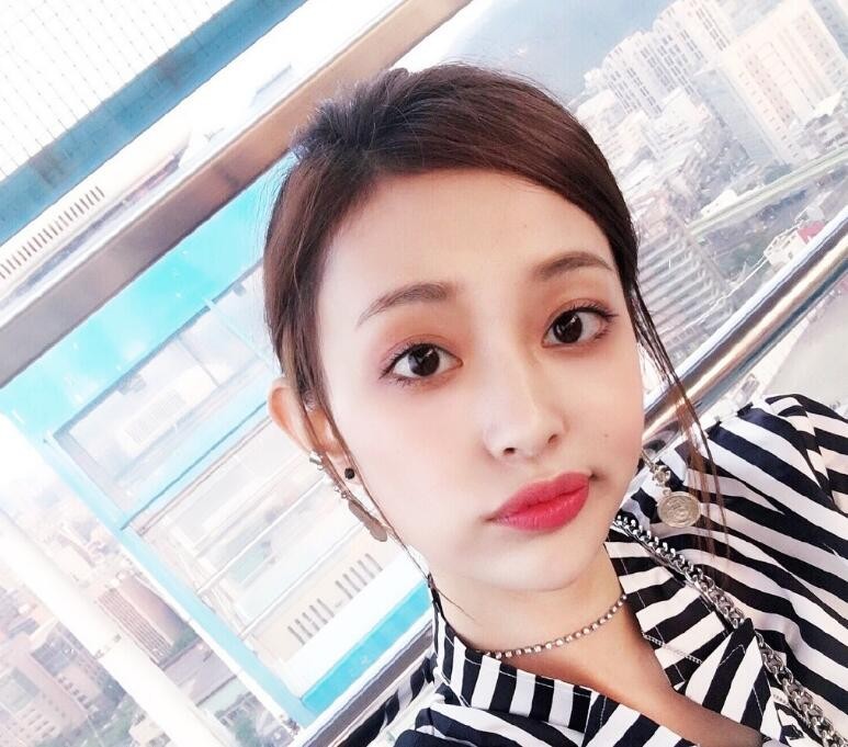 青春斗钱贝贝是谁扮演的？青春斗钱贝贝扮演者盖玥希个人资料、写真生活照