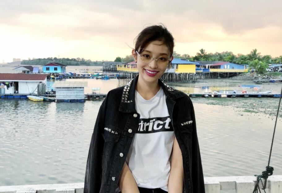 青春斗钱贝贝是谁扮演的？青春斗钱贝贝扮演者盖玥希个人资料、写真生活照