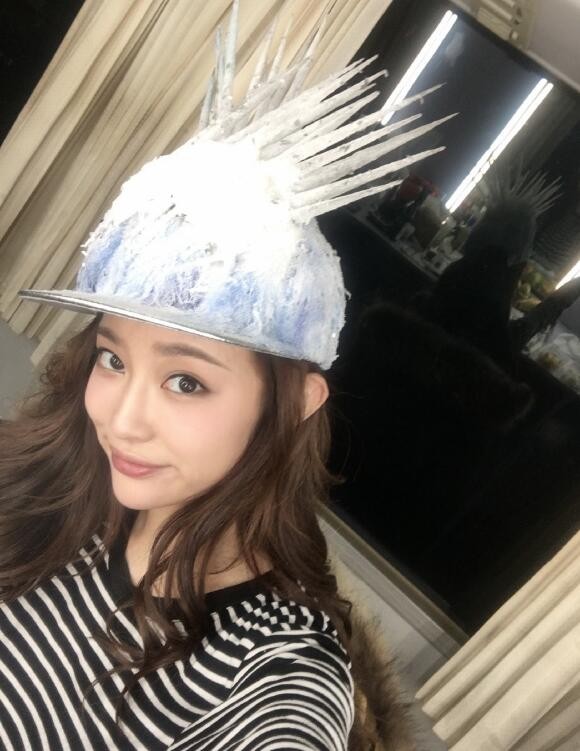 青春斗钱贝贝是谁扮演的？青春斗钱贝贝扮演者盖玥希个人资料、写真生活照