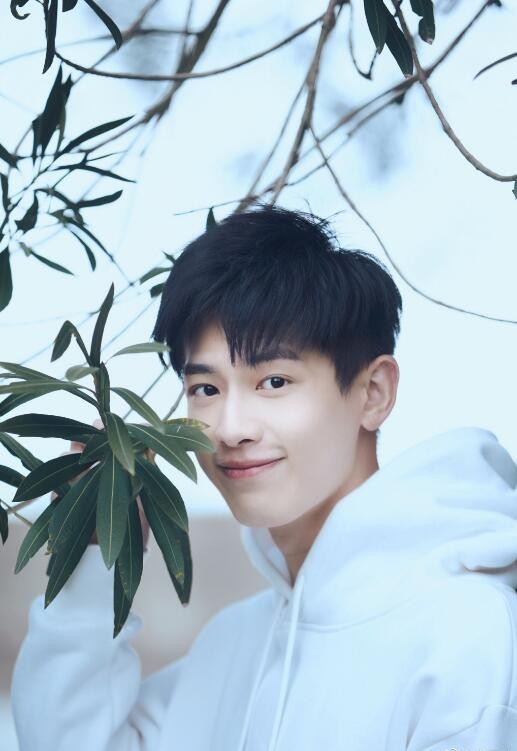 辛云来阳光少年写真