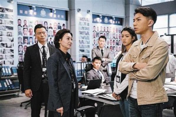 港剧《铁探》开播 惠英红袁伟豪上演无间道决战