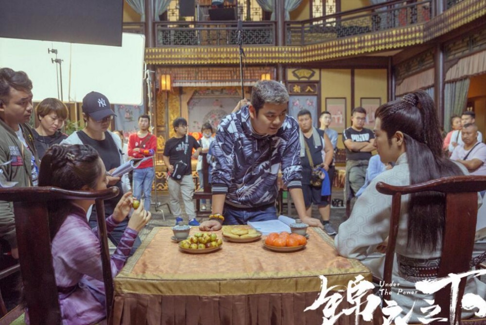 锦衣之下片场照
