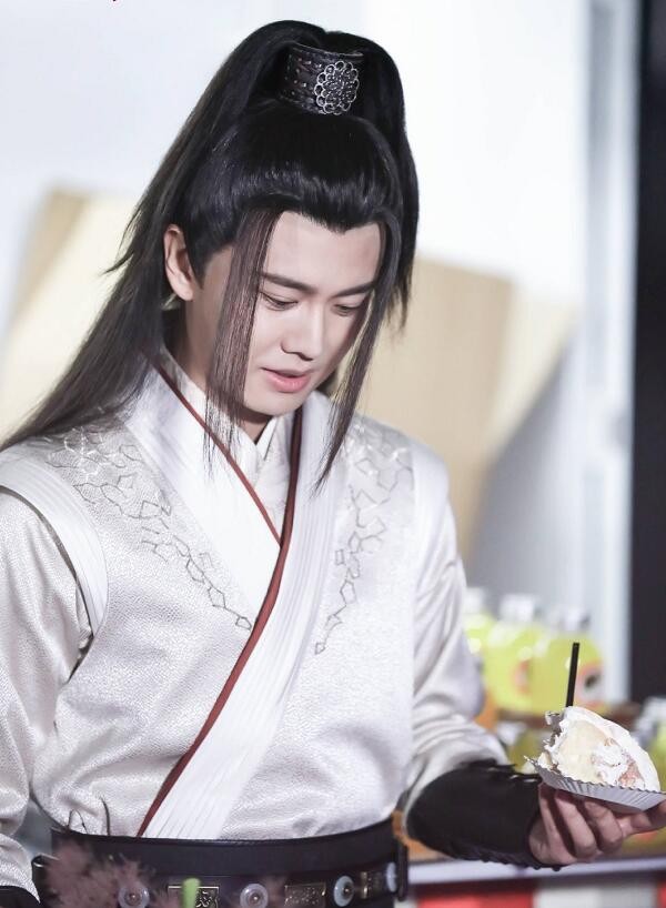 美人暮白首片场照