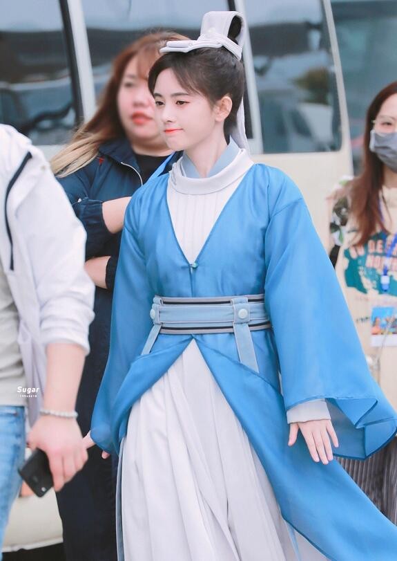 漂亮书生片场照