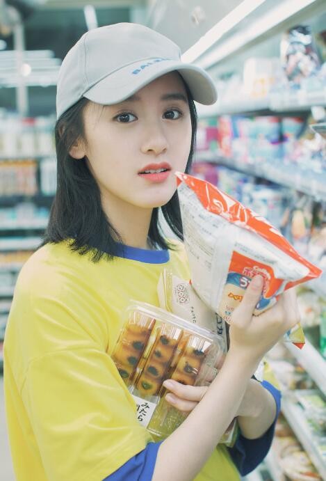 袁冰妍甜美写真