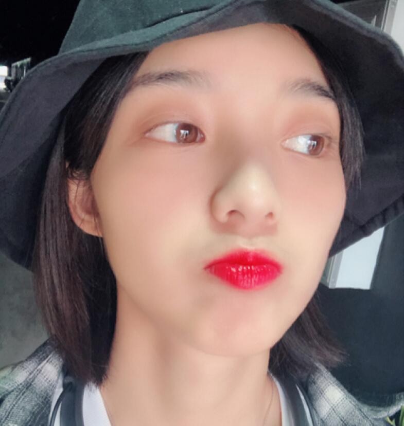 万鹏自拍照