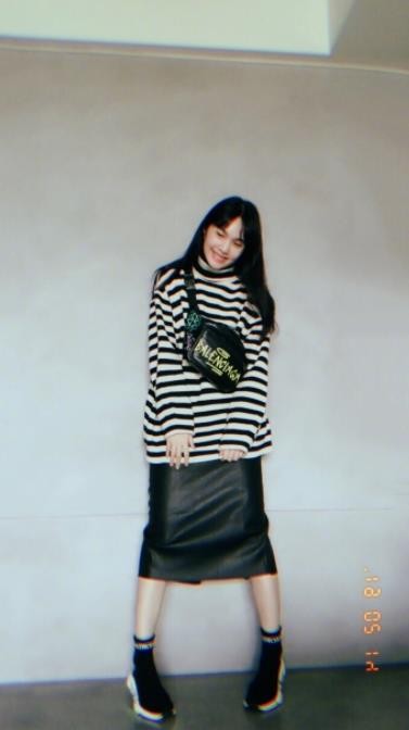 杨丞琳时尚穿搭照