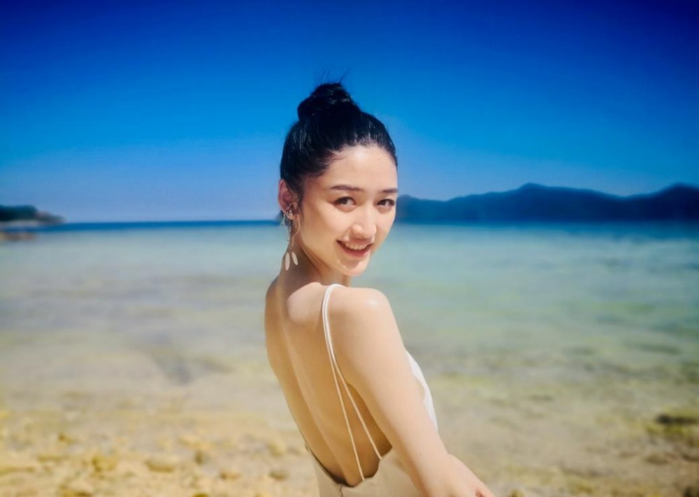 带着爸爸去留学朱露莎是谁饰演的？朱露莎扮演者康可人个人资料、写真及生活照欣赏