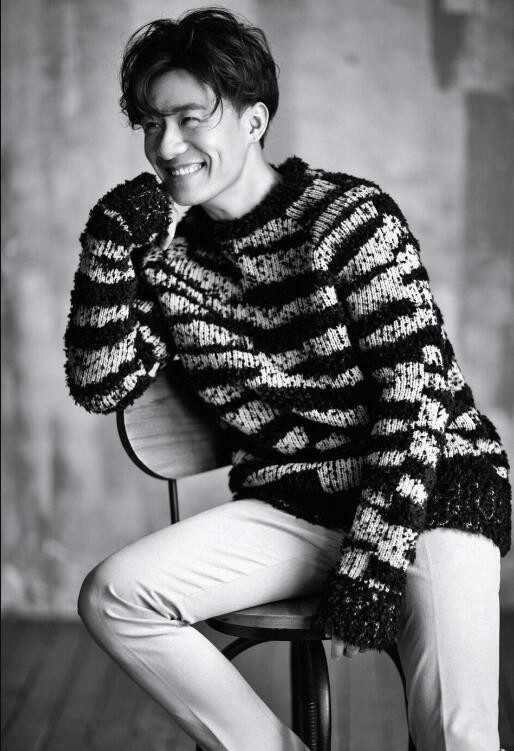 李东恒黑白大片