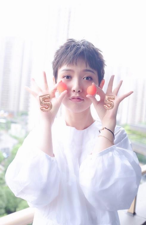 李晓峰生活照