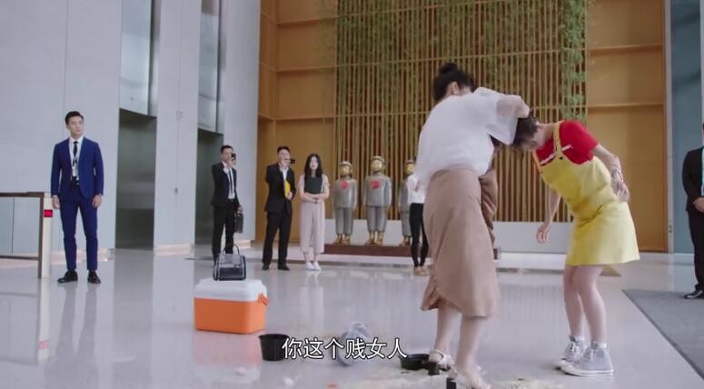我要和你在一起:黎薇薇当众怒打林美雅,欧瑞欧阳姐弟生间隙