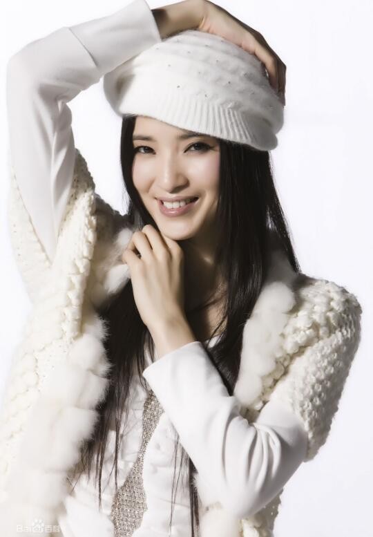 龚蓓苾青涩写真