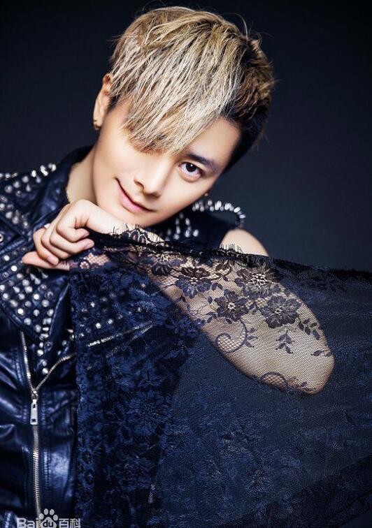 刘济恺帅气写真