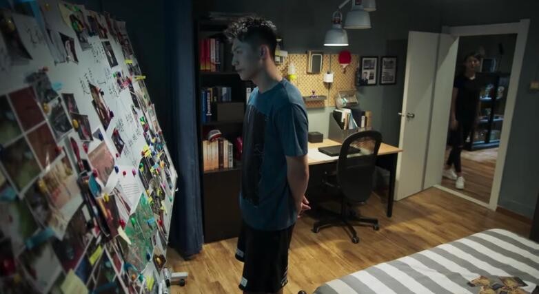 破冰行动李飞什么时候知道赵嘉良是亲生父亲的？李飞发现赵嘉良的真实身份了吗？