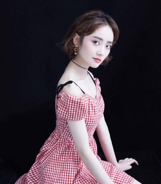 王迩忆璇个人写真