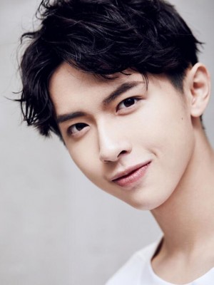 张逸杰