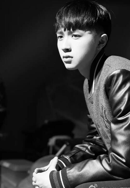 张逸杰黑白写真